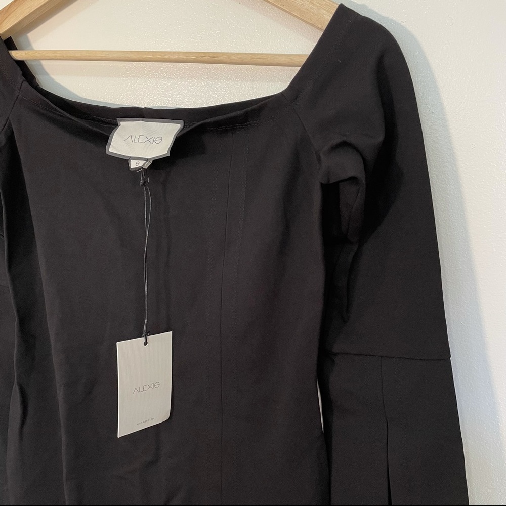 Alexis Sterre Black Off Shoulder Mini Dress Small Bell Sleeve Holiday Party - Picture 8 of 9